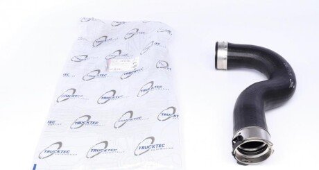 Патрубок інтеркулера (нижній) MB Sprinter 318 AUTOMOTIVE UA63 TRUCKTEC 02.40.229