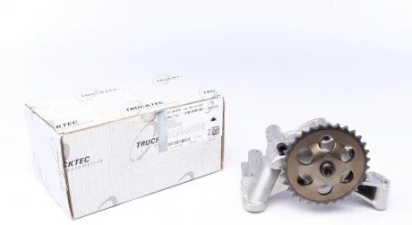 Насос масляний VW T5/Caddy II/III/Touran/Passat/Golf 1.6-2.0 94- AUTOMOTIVE UA63 TRUCKTEC 07.18.016