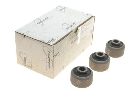 Сайлентблок важеля (переднього/ззаду/всередині) Audi 100/A6 90-97 AUTOMOTIVE (opt-om) TRUCKTEC 07.30.022