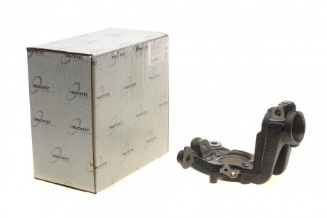 Цапфа (передня) Audi A3/Q3/Skoda Octavia/VW Caddy III 09-15 (R) AUTOMOTIVE UA63 TRUCKTEC 07.31.281