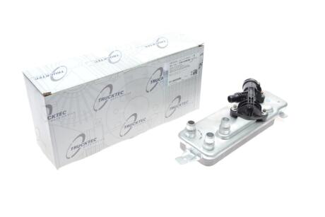 Радіатор масляний BMW 5 (F10, F18) 3.0i 10-/7 (F01, F02, F03, F04) 3.0/4.4i 08- N55/N63/N74 (opt-om) TRUCKTEC 08.25.070