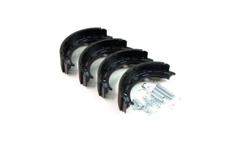 Колодка гальм. барабан. MB G-MODELL (W 463), VW LT 28-35 задн. TRW GS8433