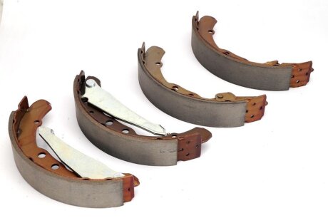 Колодка гальм. барабан. AUDI 100, VW Passat, задн. TRW GS8544