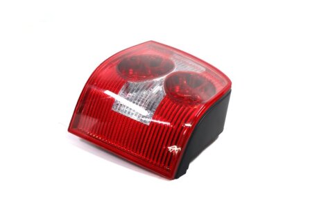 Фонарь задн. о. VW PASSAT B5 00-05 (произ-во) TYC 11-A209-01-2B
