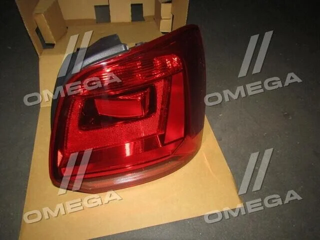 Фонарь задн. пра. VW POLO 15-18 C.I.U TYC 11-C605-01-2B (фото 1)