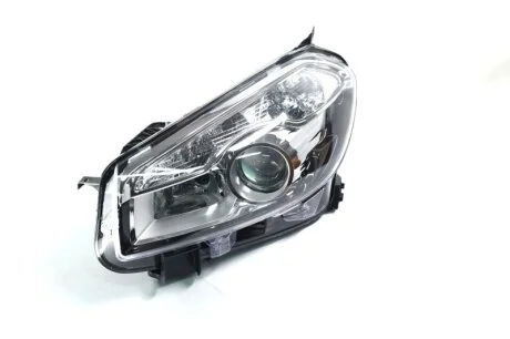 Фара ліва Nissan Qashqai (10-) під коректор (20-C320-05-2B) TYC 20C320052B