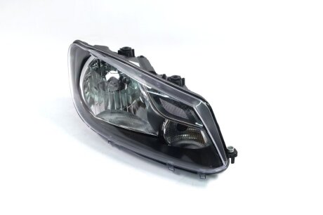 Фара пра. VW CADDY 11- TYC 20-C473-05-2B