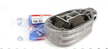 Подушка двигателя (задняя/нижняя) Renault Megane/Scenic 1.9dCi/2.0dCi 08- UCEL (opt-om) UC-EL 10648