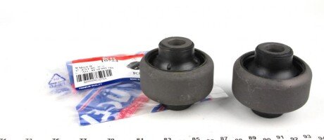 Сайлентблок важеля (переднього/ззаду) Renault Kangoo 08-/Megane II 02-08/TraFic 01- UCEL UA63 UC-EL 10724