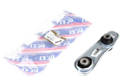 Подушка двигуна (R) Renault Laguna II 01- UCEL (opt-om) UC-EL 10825