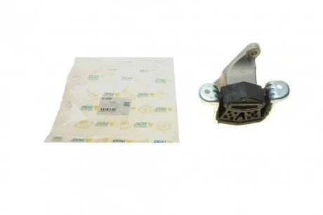 Подушка двигуна (L) VW T5 2.5 TDI/3.2 V6 03-09 UCEL (opt-om) UC-EL 61329