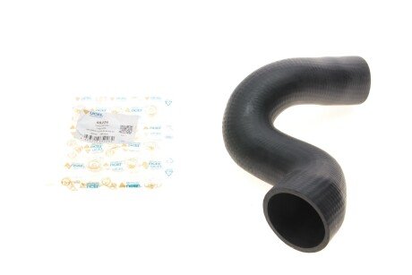 Патрубок інтеркулера Audi A4/A6/VW Passat 1.8T 00-05 UCEL (opt-om) UC-EL 65226