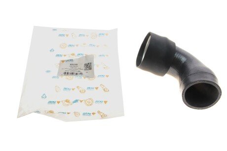 Патрубок інтеркулера (верхній) (R) VW Caddy III 1.9/2.0TDI 04- UCEL UA63 UC-EL 65235