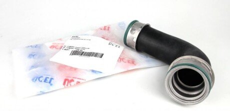 Патрубок інтеркулера VW T5 1.9 03- (AHB,AXC) UCEL (opt-om) UC-EL 65242