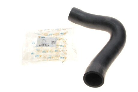 Патрубок інтеркулера (нижній) (L) VW Sharan 1.8/1.9 TDI 95-10 UCEL (opt-om) UC-EL 65366