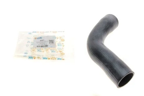 Патрубок інтеркулера Opel Signum/Vectra C 2.0 DTI 16V/2.2 DTI 16V 02-06 UCEL (opt-om) UC-EL 95351