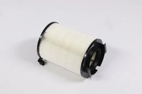 Фільтр повітряний VW PASSAT 05-, GOLF V, VI, SKODA OCTAVIA 04- (вир-во) UFI 27.401.00