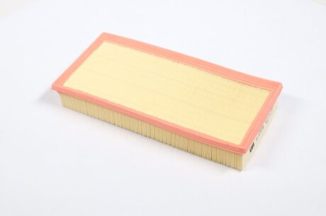 Фільтр повітряний VW TOUAREG II, CAYENNE II 3.0-4.2 10- UFI 30.329.00