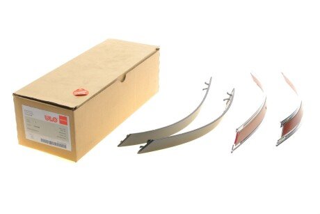 Накладка ліхтаря (заднього) MB S-class (W221) 06-13 (R) (opt-om) ULO 1037020