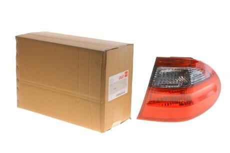 Ліхтар задній MB E-class (S211) 06-09 (R) (opt-om) ULO 1064002
