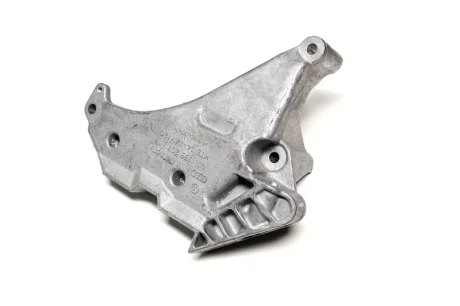 Кронштейн металевий VAG 03L199207