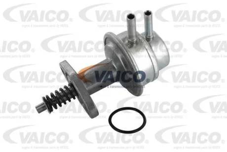 Механічний паливний насос FORD TRANSIT 2.5D 05.91-06.00 VAICO V25-8117