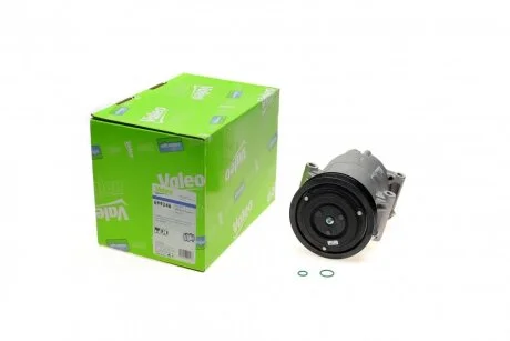 Компресор кондиціонера Nissan Qashqai/Renault Megane/Scenic 1.4-2.0 98- VALEO (opt-om) Valeo 699246