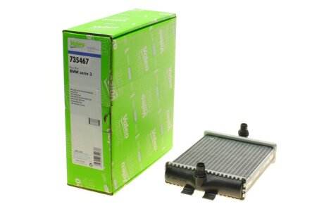 Радіатор охолоджування BMW 3 SERIES 3.0 DIESEL 7/2012>/ -ua Valeo 735467