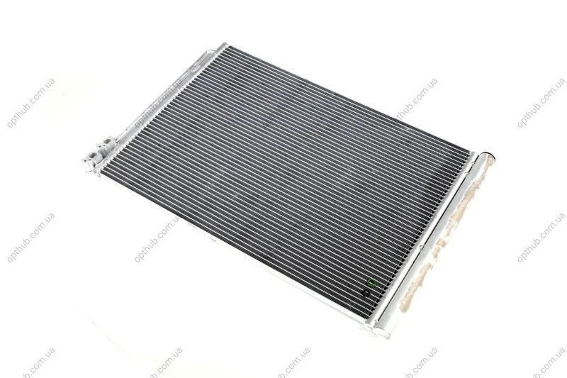 Конденсатор кондиціонера BMW 5 F10-F11-F18 (10-) (вир-во VALEO) Valeo 814410 (фото 1)