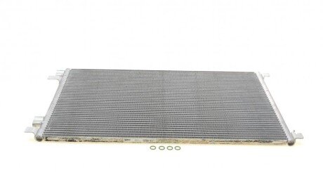 Радіатор кондиціонера Renault Megane II 02-08 UA63 Valeo 817608