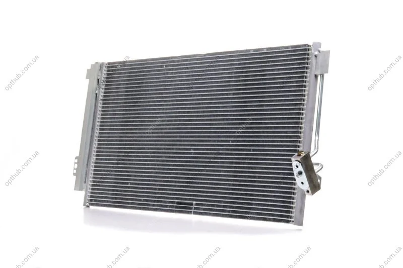 Конденсатор кондиціонера MERCEDES VITO (вир-во VALEO) Valeo 817842 (фото 1)