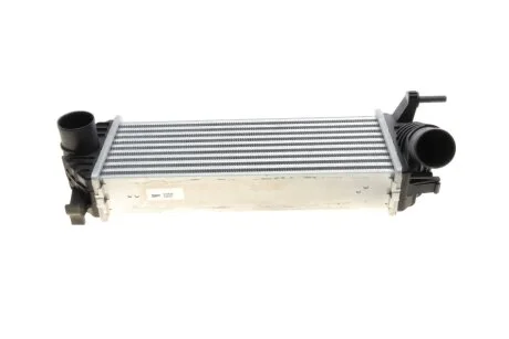 Радіатор наддуву RENAULT KANGOO (08-) 1.5 DCI/ M/A /AC+/-(02/08-) OE 82 00 382 109 -ua Valeo 818584