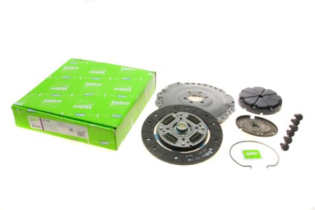 Комплект зчеплення VW Golf/Bora/Seat Toledo/Leon 1.6 16V/2.0 91-06 (d=210mm) (28z) UA63 Valeo 821494