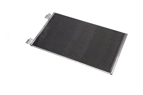 Конденсатор (радіатор) кондиціонера Valeo 822553