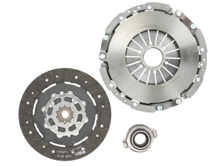 Комплект зчеплення CLUTCH SET ALFA ROMEO 156 2.4 DIESEL 10/1998->3/2003 Valeo 828063