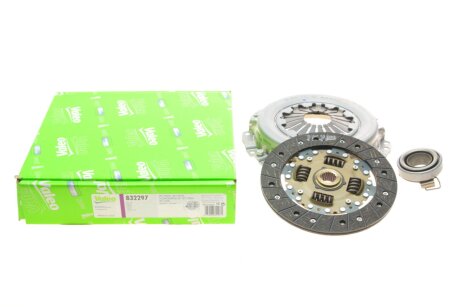 Комплект зчеплення Toyota Yaris 1.0/1.3 VVT-i 05-14 (d=190mm) (+вижимний) (opt-om) Valeo 832297