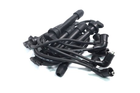 Комплект дротів запалення HYUNDAI SANTA FE II/CARNIVAL/GRANDEUR (CM) 2.7 (PHC) Valeo C1164