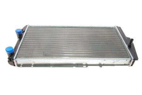 Радіатор охолодження двигуна AUDI 100/200 MT/AT 76-90 Van Wezel 03002019
