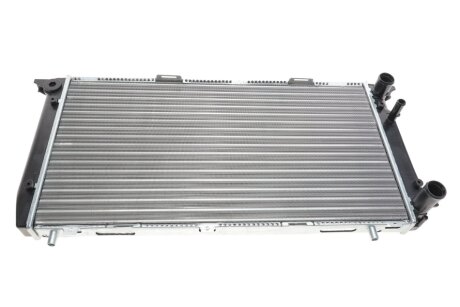 Радіатор охолодження двигуна AUDI80/90/COUPE MT 86-94 Van Wezel 03002047