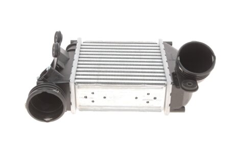 Радіатор інтеркулера VW Golf/Bora/Skoda Octavia/Seat Leon 1.9TDI 00-10 (opt-om) Van Wezel 03004354