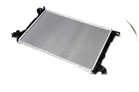 Радіатор охолодження Audi A4/A5 HD 15+ Van Wezel 03012721