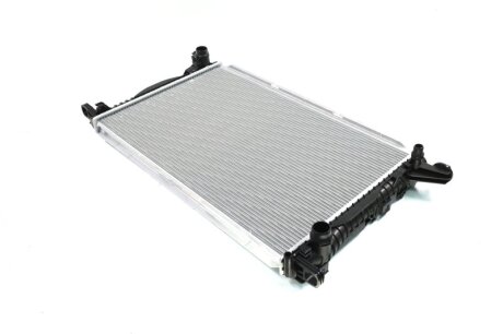 Радіатор охолодження AUDI A4,A5,A6,Q7 3.0TDi 15+ HD Van Wezel 03012722