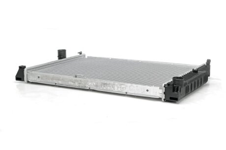 Радіатор охолодження двигуна 530/535/730/735 MT 85-94 Van Wezel 06002102