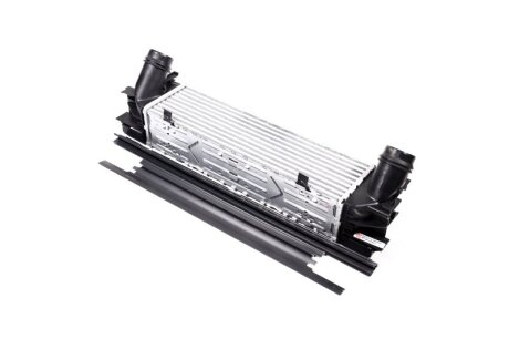 Інтеркулер 1(F20)125i/ 3(F30)328i Van Wezel 06004467