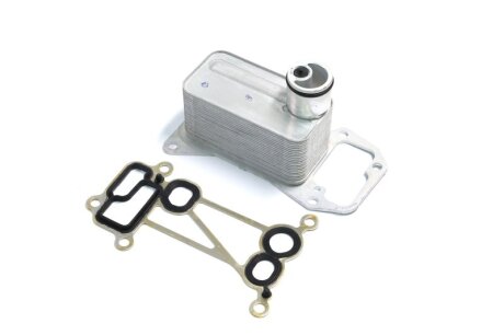 Радіатор масляний BMW 3 SERIES E90/91/92, 5 F10/ X5 E70 C.I.U Van Wezel 06013717