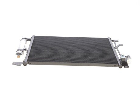 Радиатор кондиционера (с осушителем) Nissan Juke 1.5 dCi 10- (opt-om) Van Wezel 13005403