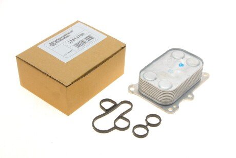 Радіатор масляний Fiat Bravo/Punto 1.4 09- (теплообмінник) UA63 Van Wezel 17013706