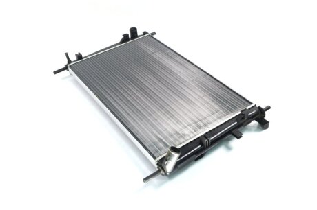 Радіатор охолодження двигуна MONDEO I 1.8TD MT 93-96 Van Wezel 18002185