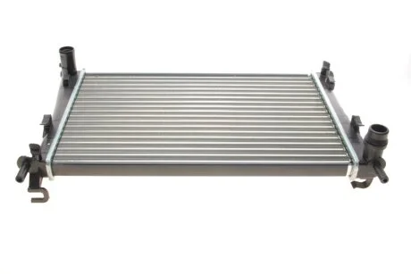 Радіатор охолодження двигуна FIESTA5/FUSION 14/6 MT 02 Van Wezel 18002325