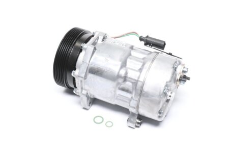 Компрессор кондиционера VW Van Wezel 1800K321
